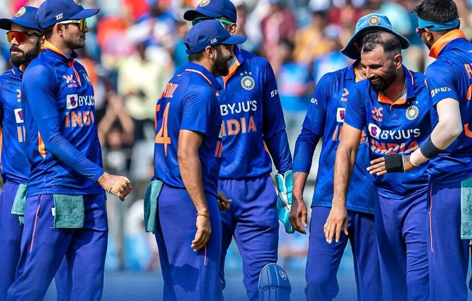 India's Resilience Shines Through in 1st ODI Win Against Australia